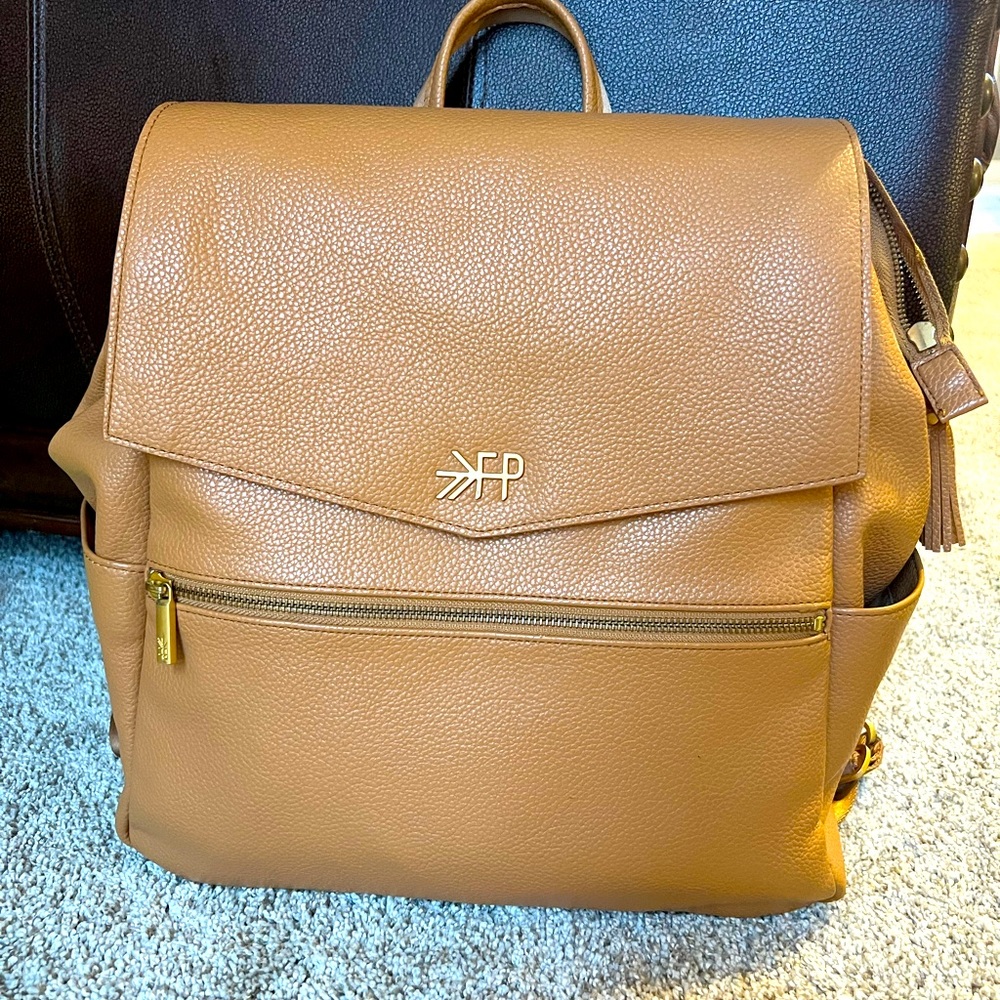 freshly picked butterscotch large classic diaper bag ✨ great condition!